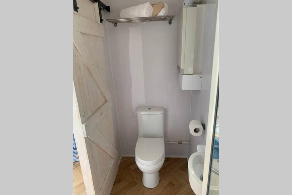 Apartamento Apple Tree Hut Tenby Exterior foto
